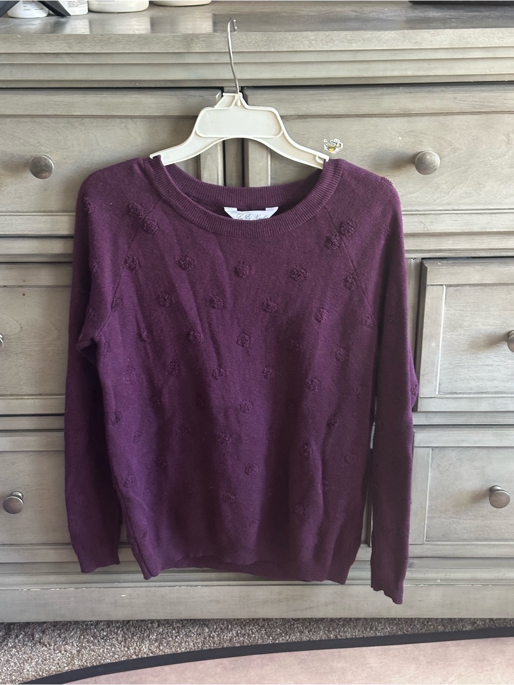 Leo & Nicole Women's Embroidered Crewneck Sweater in Deep Plum. Small